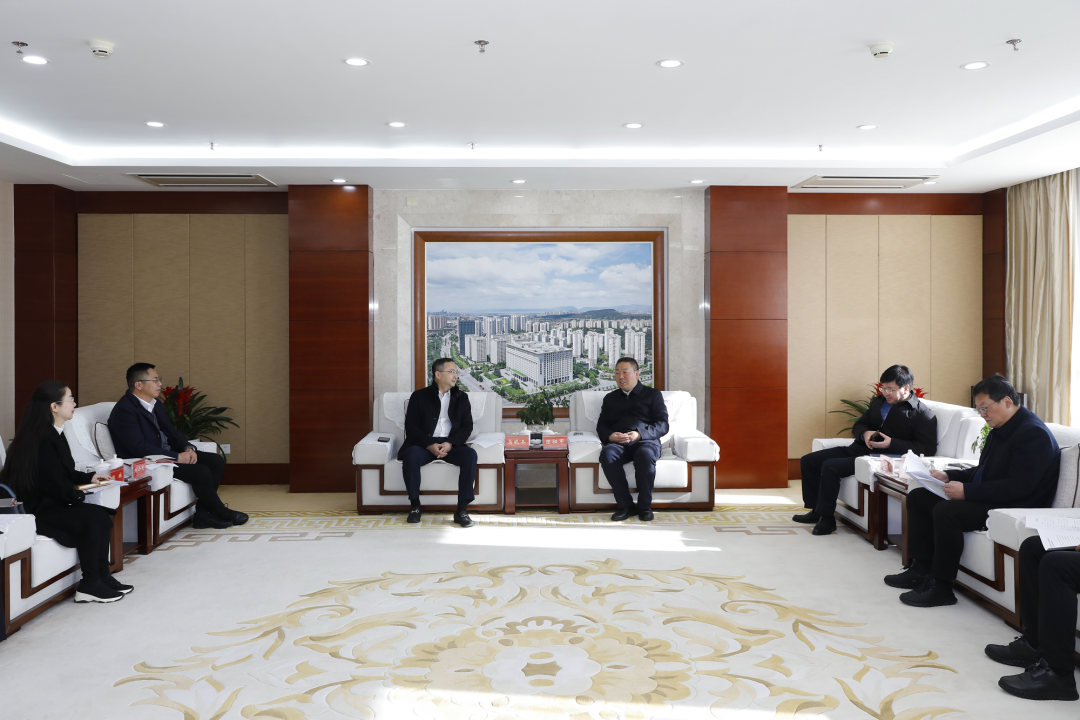 世界杯足球网与兴业银行昆明分行交流座谈