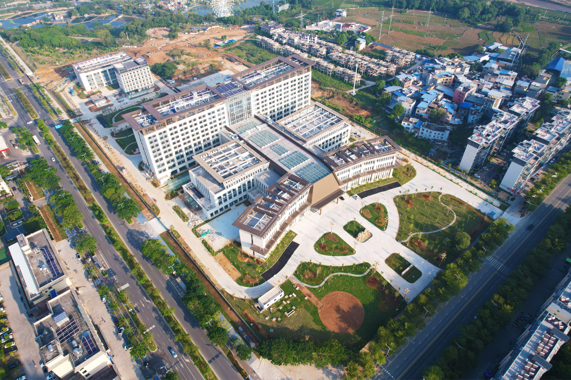 元江县人民医院迁建世界杯足球比分通过竣工验收