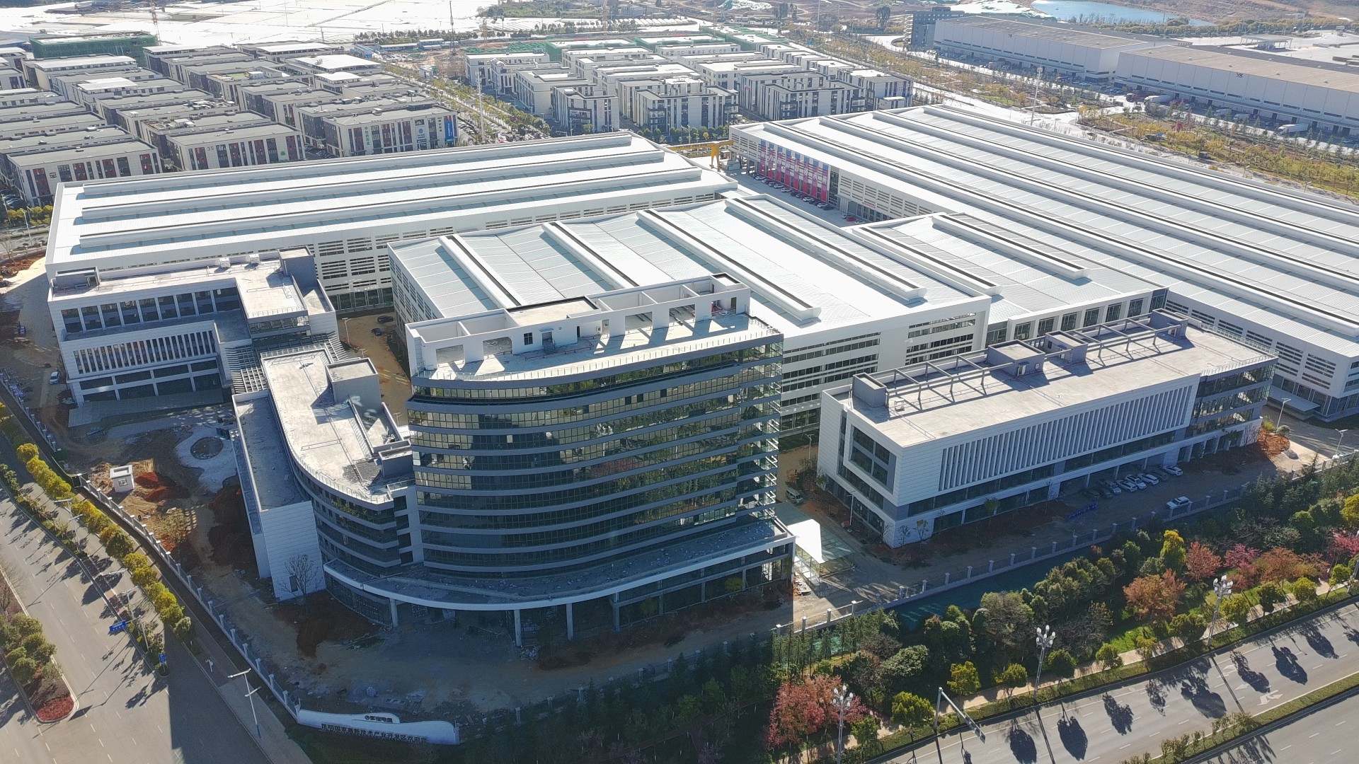 电力新材料装备产业集群科技园一期工程顺利通过主体结构分部验收