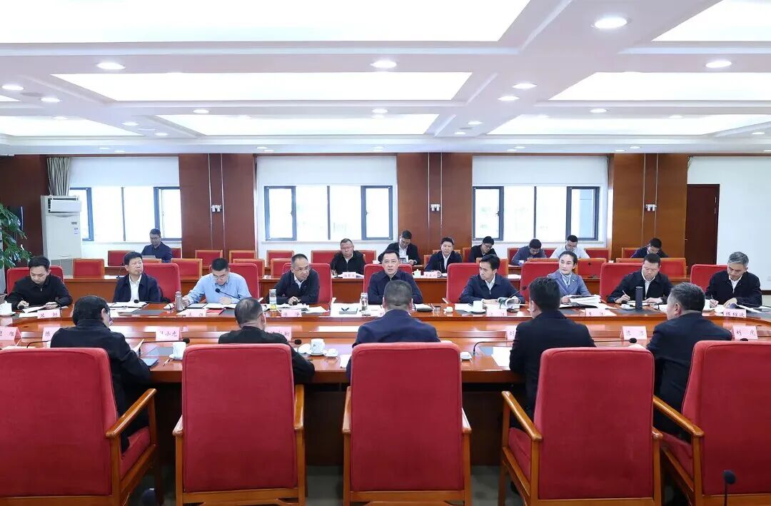 集团与昆明市开展座谈交流