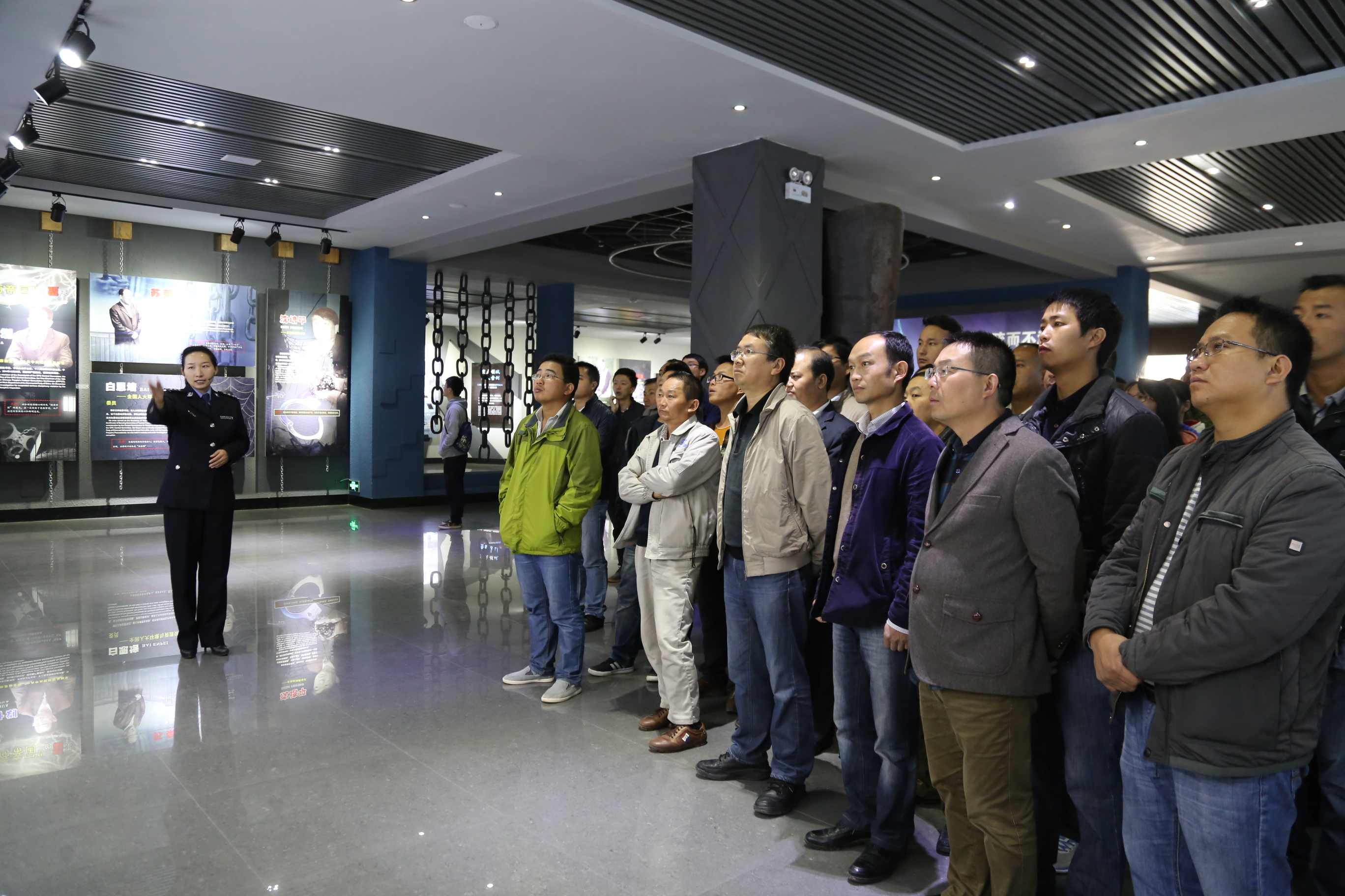 二2026世界杯比分直播干部职工参观反腐倡廉警示教育基地