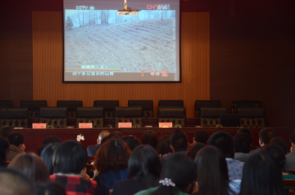 三世界杯官网中文版干部职工生产学习两不误