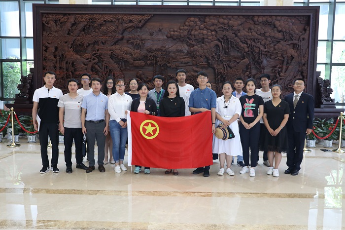 集团与世博旅游集团、省水利水电投资世界杯官网合作平台开展团工作交流