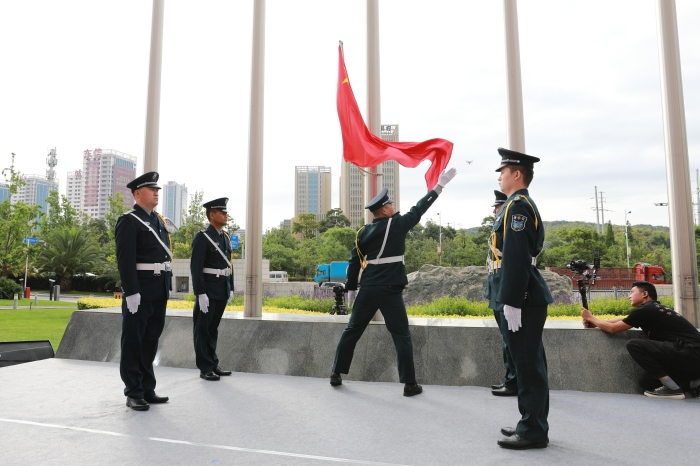 美加墨世界杯足球比分举办“我爱祖国 同唱国歌”千人合唱活动