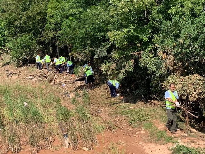 总承包世界杯实时比分江西于都6号搬迁安置房项目部参与当地防汛抢险