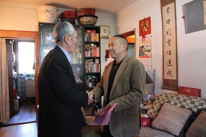 后永宁走访慰问世界杯足球比分老领导和困难党员职工