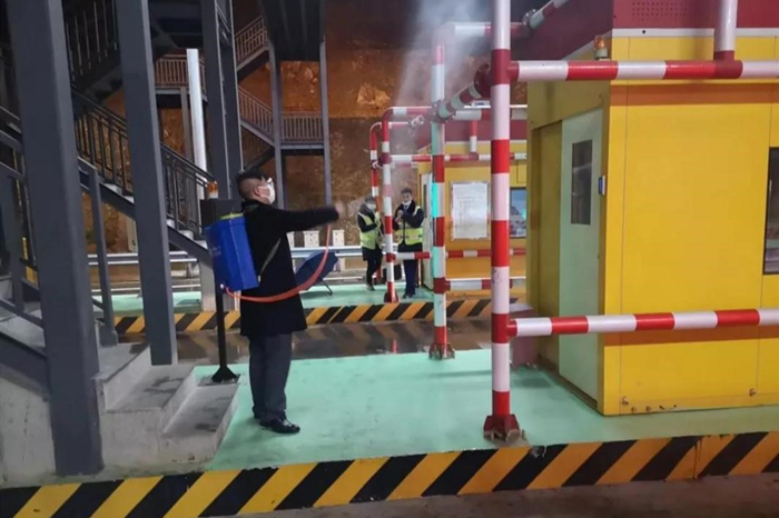 世界杯官网合作平台：打好高速公路防疫阻击战