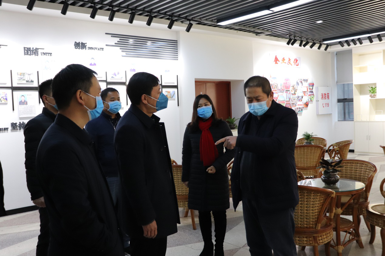 ​王晓方调研安二司疫情防控和复工复产工作