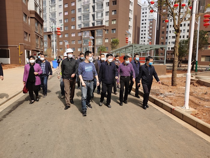 李家龙调研宣威市易地扶贫搬迁城南项目