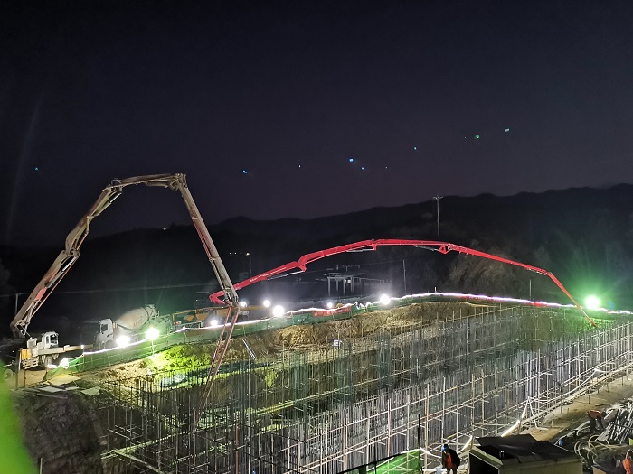 ​安装股份2026世界杯官方网址鲁地拉项目完成大银甸泵站基础筏板浇筑  