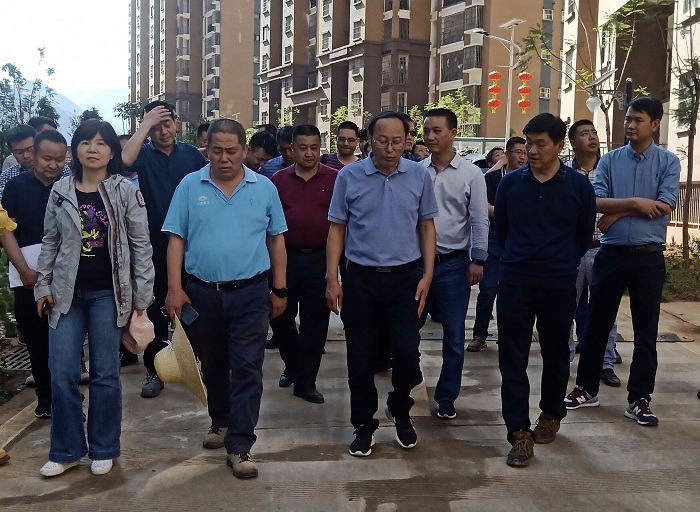 王晓方调研东川易地扶贫搬迁项目