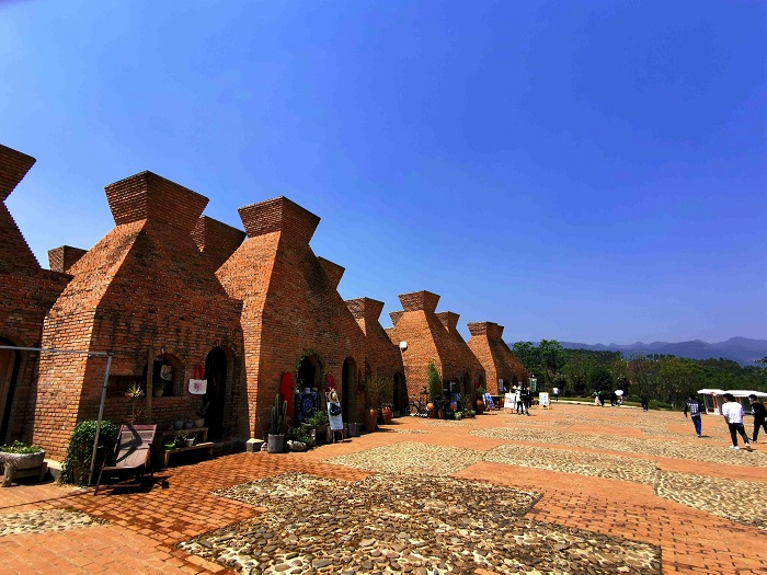 ​东风韵“五一”小长假接待游客7.12万人次 服务医务工作者80余名