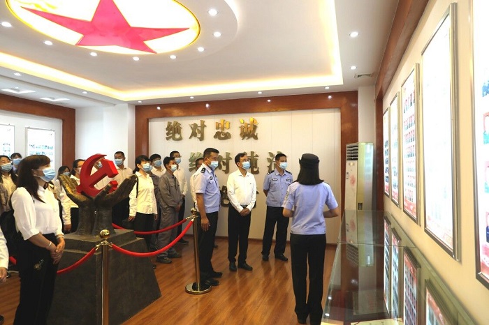 省铁路总世界杯官方开展警企联创联建活动