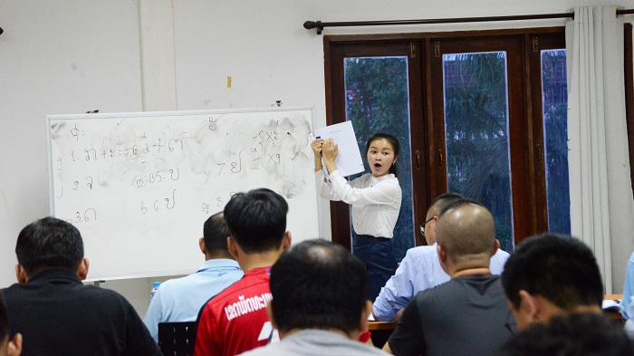 ​海投世界杯官网合作平台老中联投语言能力提升培训班正式开课