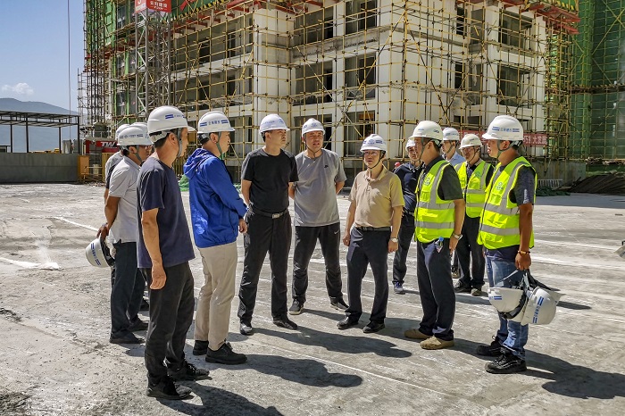 张骏调研白鹤滩移民安置工程