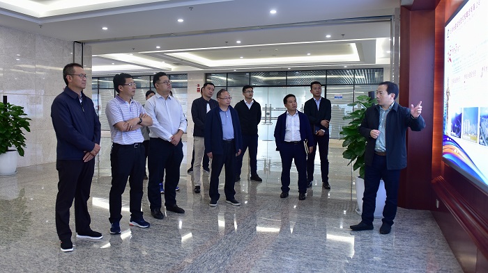 杨国文会见中国水电十四局客人