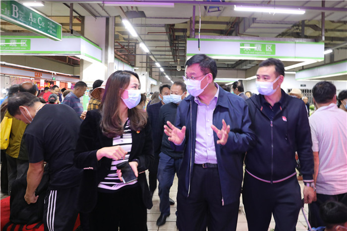 陈文双带队开展节前消防安全检查