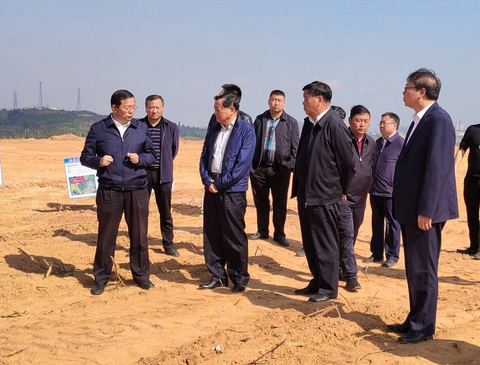 省发改委主任杨洪波调研祥云铁路专用线项目