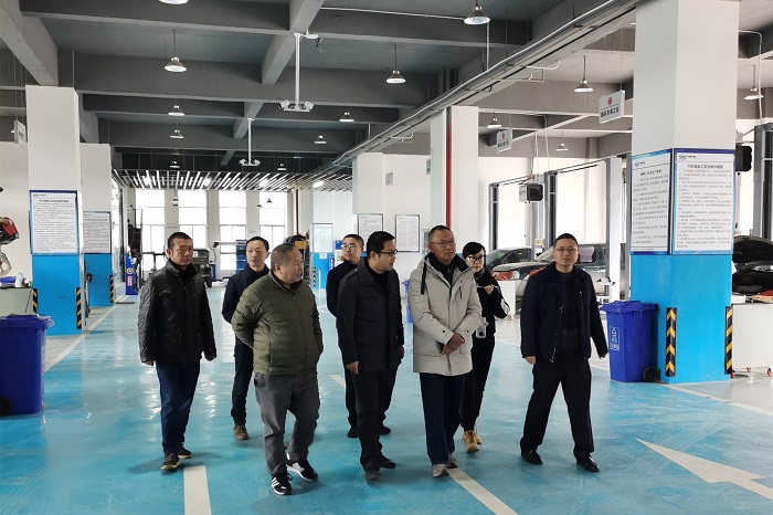 杨国文调研中畅公司