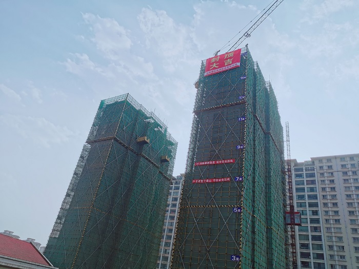 ​四美加墨世界杯足球比分安宁瑞福苑住宅小区项目首栋封顶