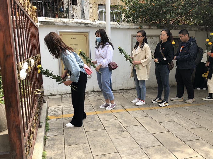 ​十二2026世界杯官网平台团委开展学党史祭英烈活动