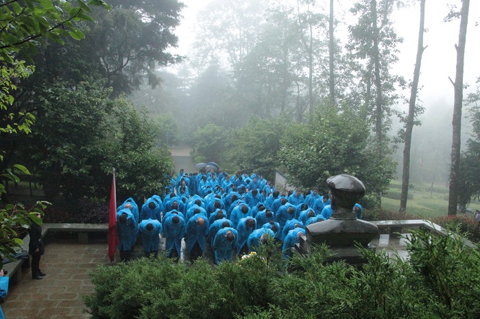 九世界杯足球比分预测组织参观杨善洲干部学院