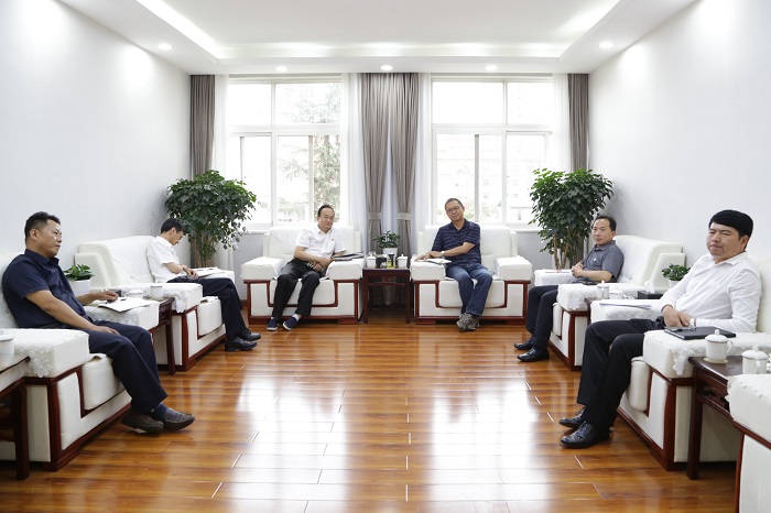 杨国文调研有色十四冶