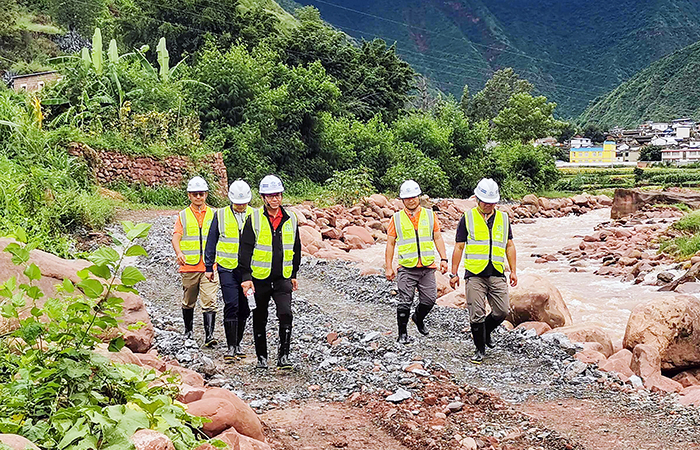 杨国文调研元谋县东山大沟项目
