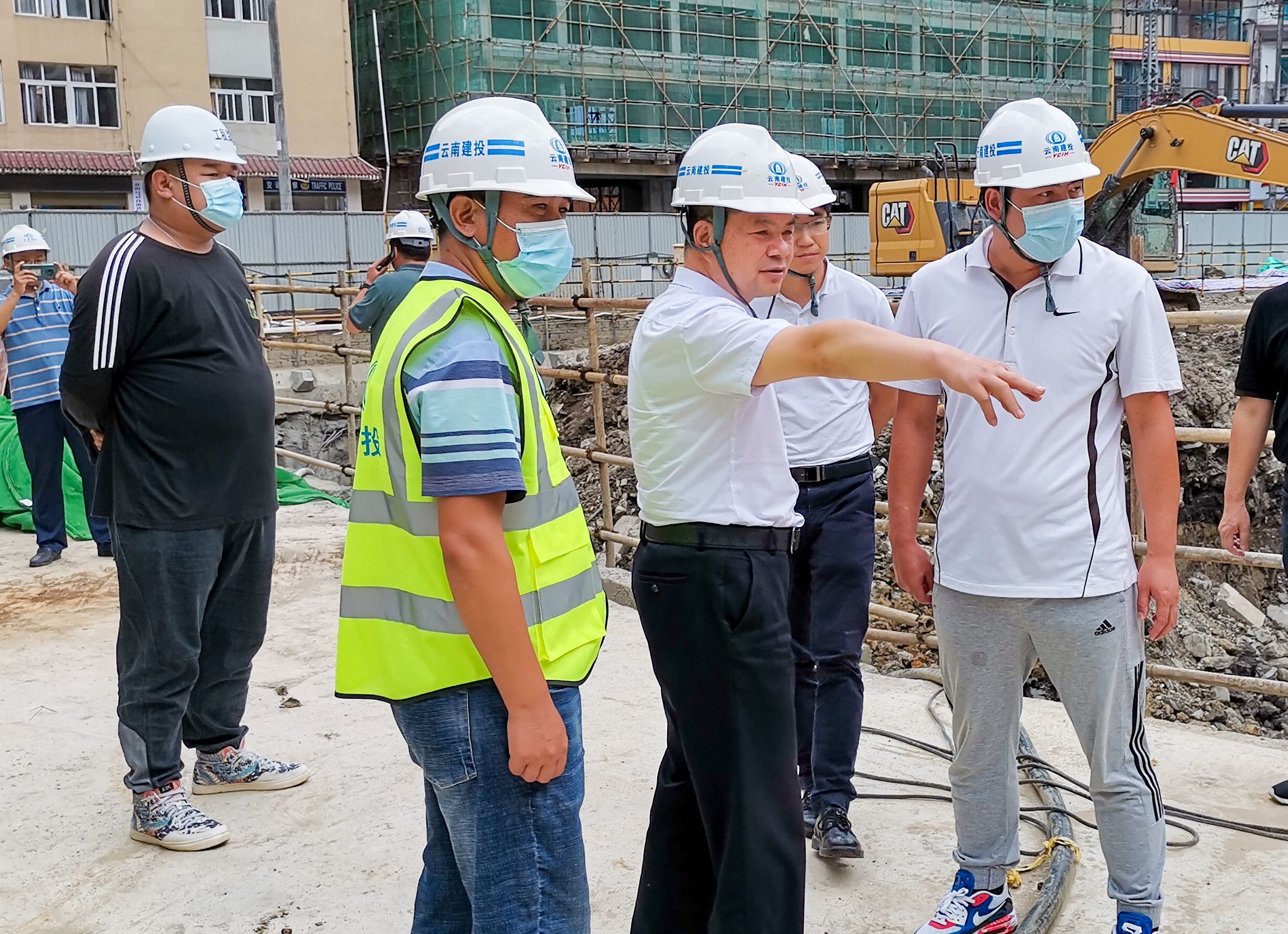 省国资委副主任刘成志调研贡山“美丽县城”建设项目