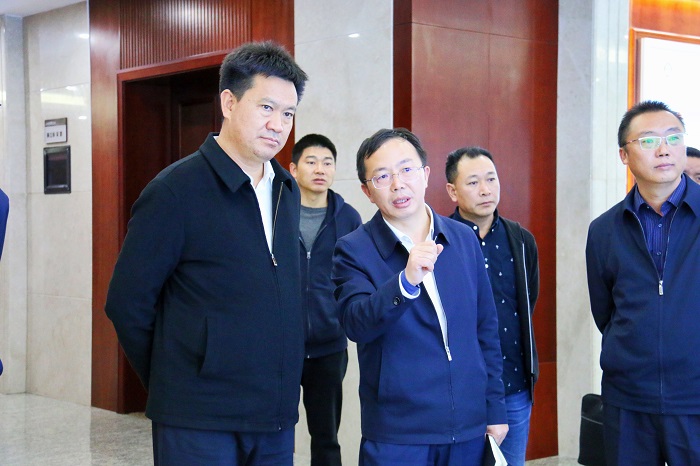 刘金荣会见通海县客人