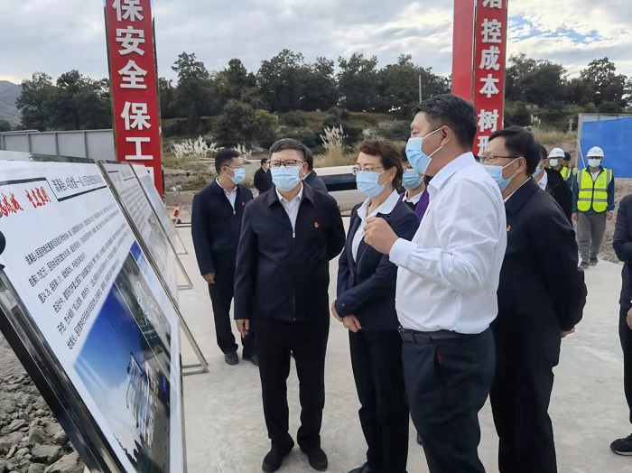 副省长李玛琳调研漾濞县人民医院搬迁重建项目