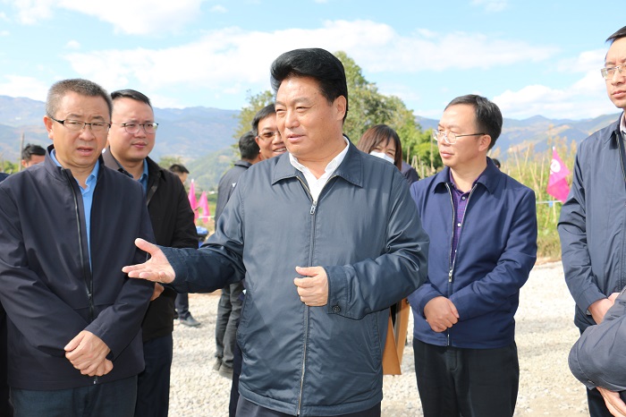 ​副省长和良辉调研漾濞震灾后恢复重建项目