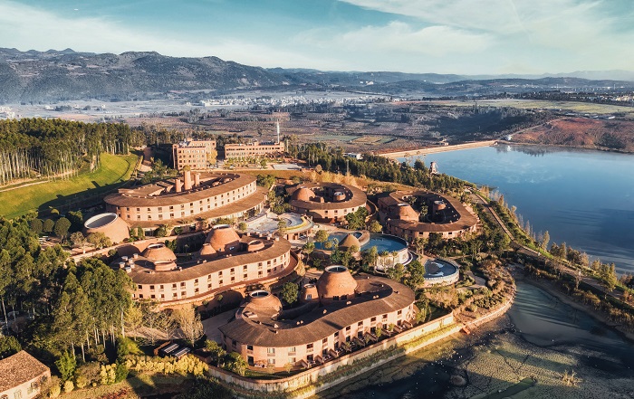 ​东风韵美憬阁酒店荣膺中国“最具人气打卡目的地酒店”大奖