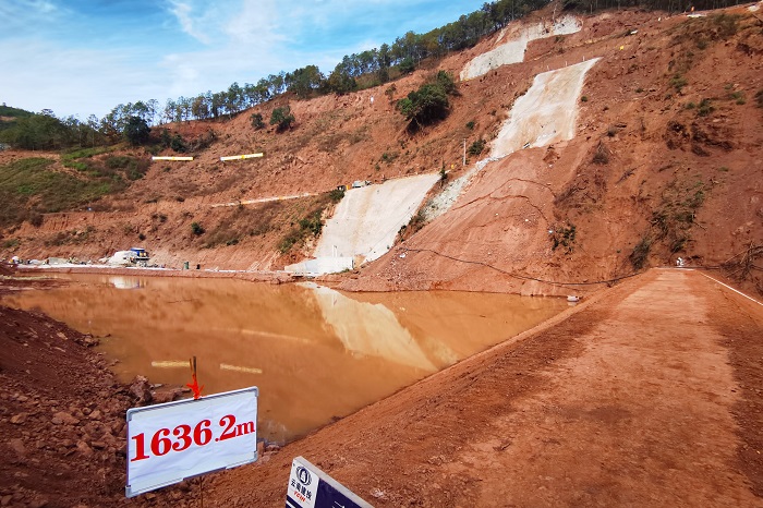 双柏县白水河水库工程通过截流阶段验收