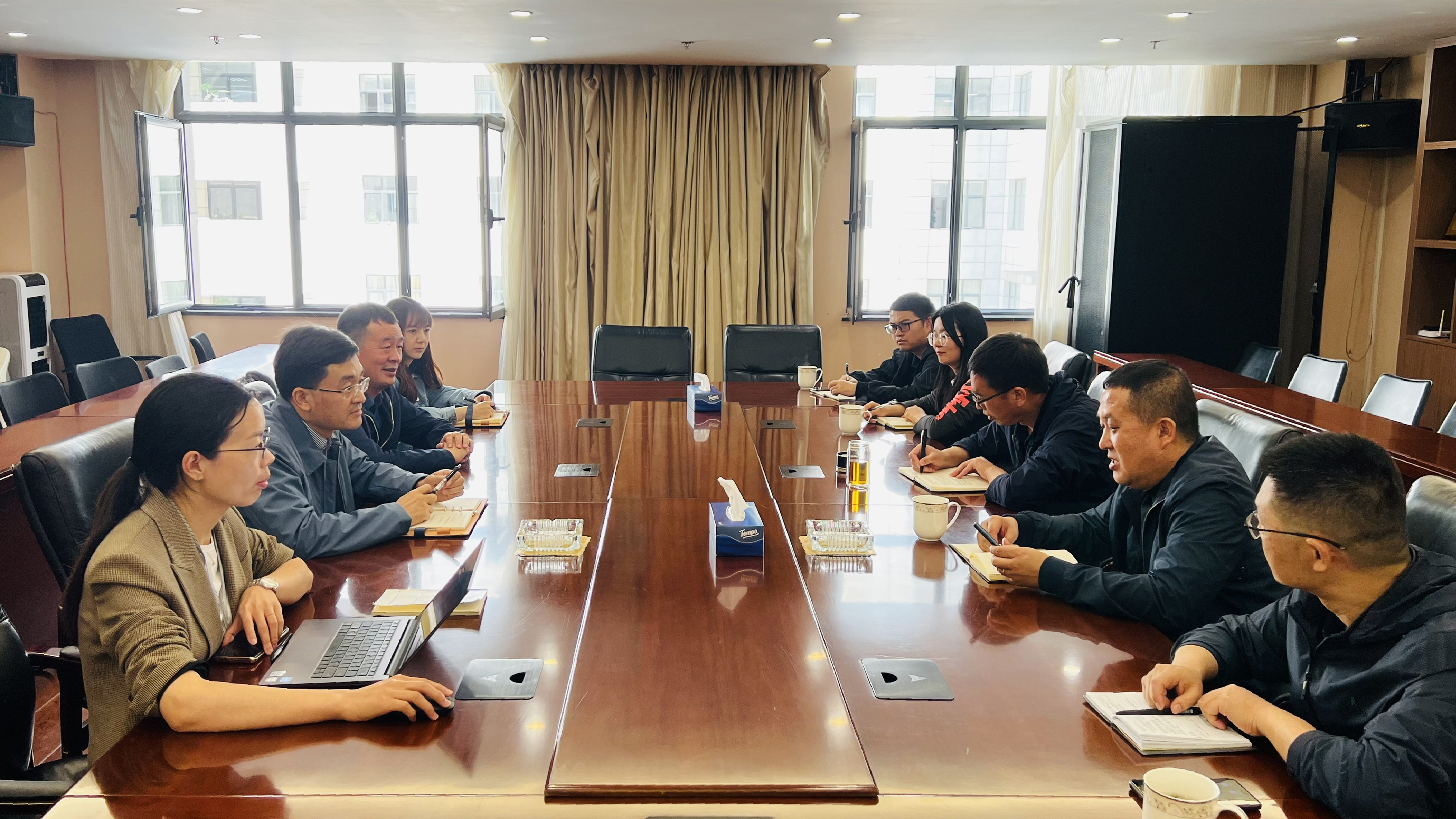 物流世界杯足球平台与玉溪市商务局交流座谈