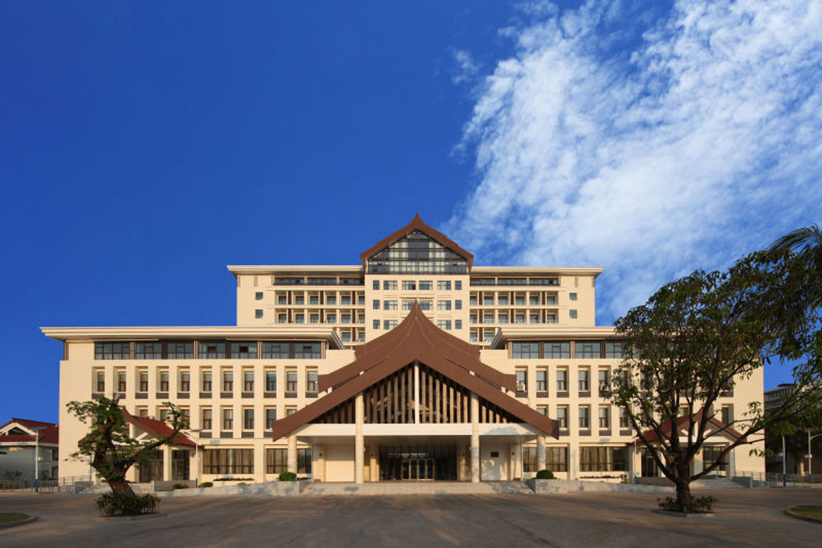 老挝人民军103医院综合医疗楼、中方专家楼建筑安装工程项目