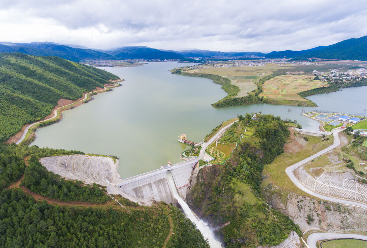 世界杯官网中文版省迪庆州硕多岗河小中甸水库枢纽工程