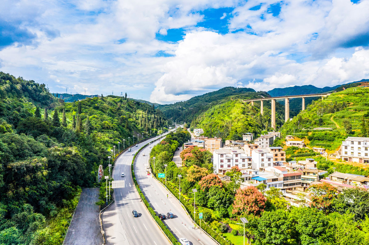 国道213线昆明至玉溪高速公路工程