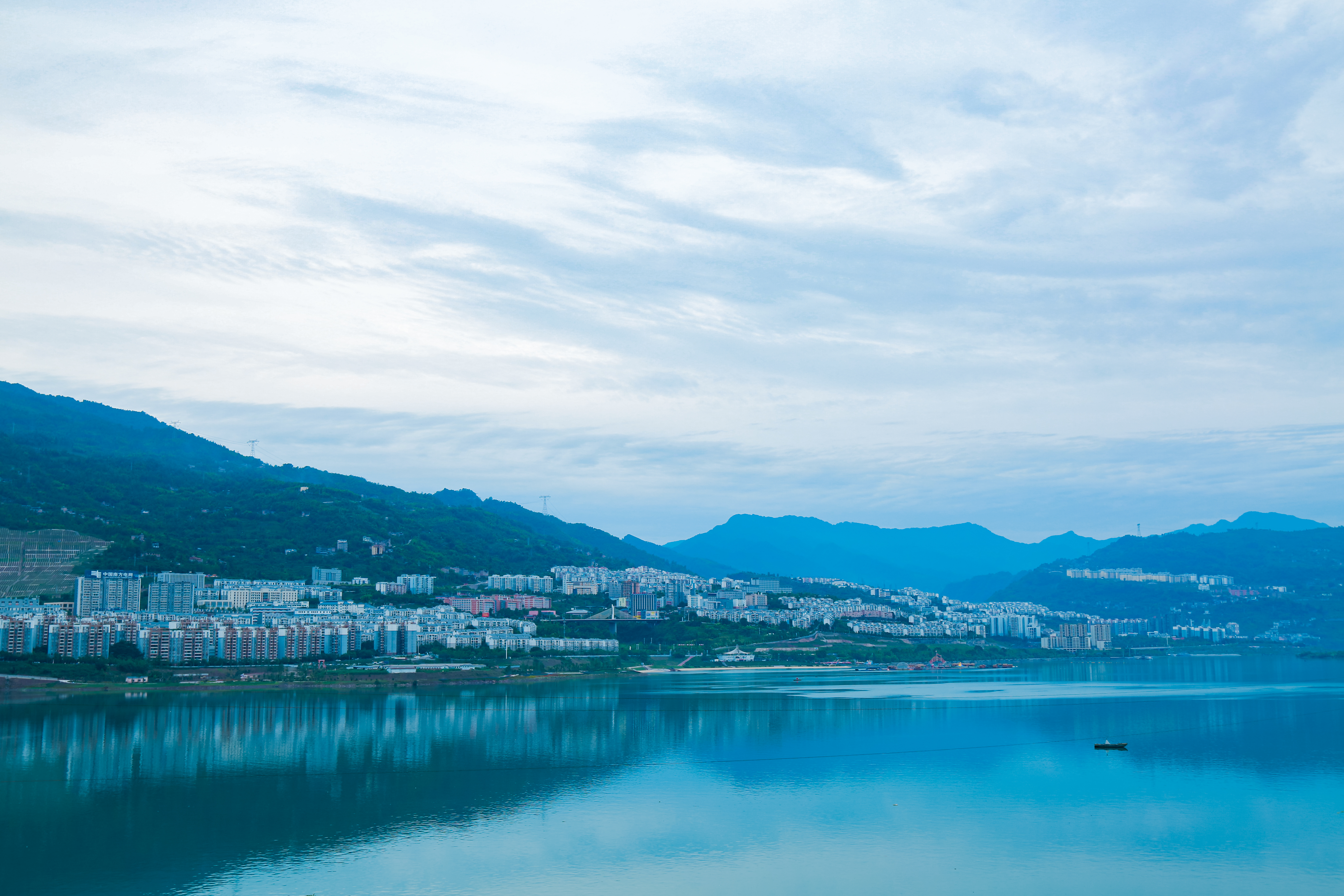 点亮金沙江上的四颗明珠