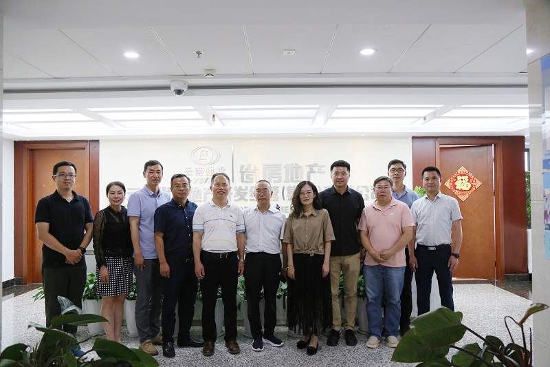 省房世界杯实时比分与昆明冶金高等专科学校交流座谈