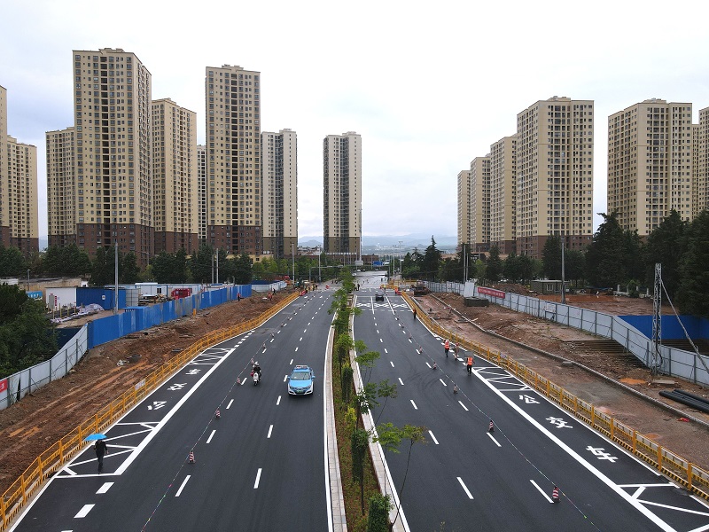 玉溪市红塔大道延长线东段通车