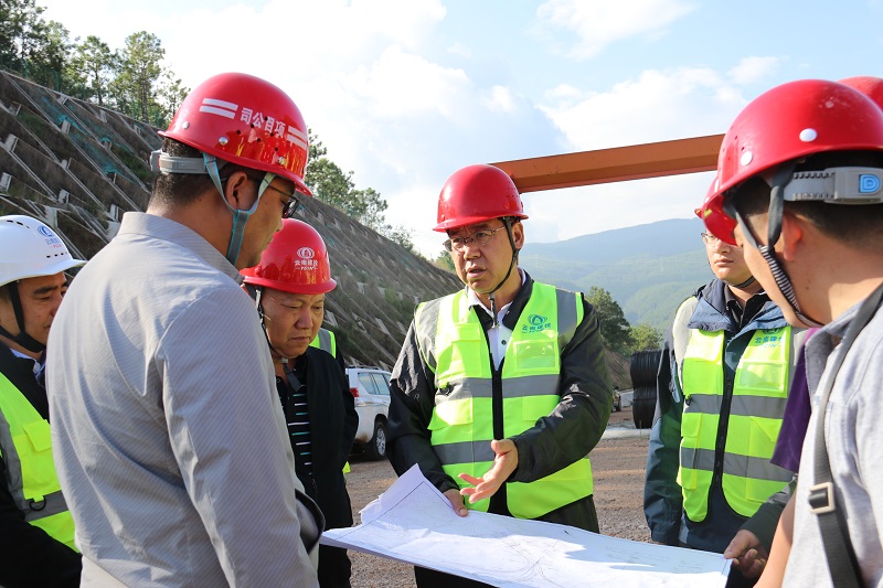 陈文双调研鹤剑兰、宾鹤高速项目