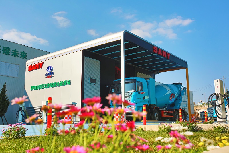 “绿色建投”加码！省内首座重卡充换储能源站“落户”云建绿砼