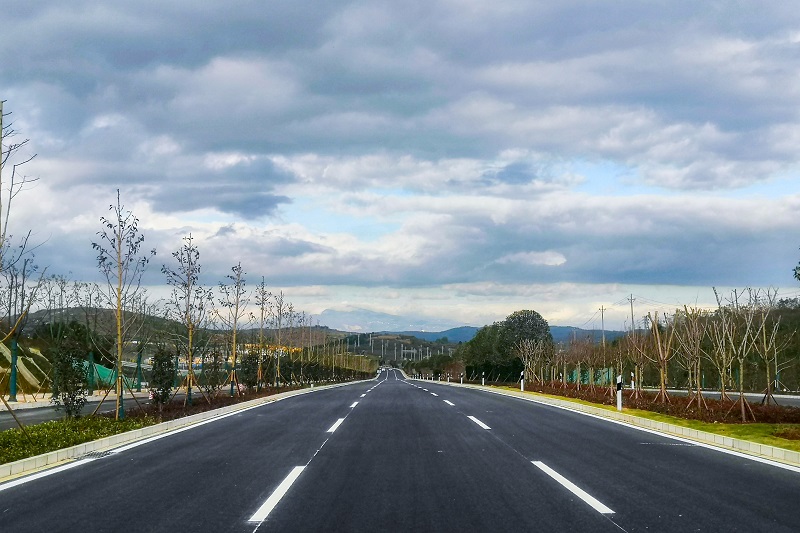 鲁甸县环城公路项目完成“10.30”通车节点目标