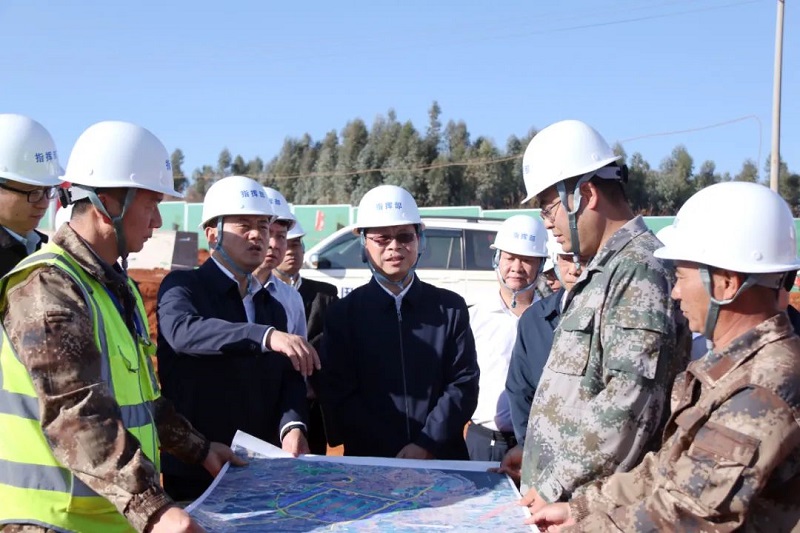 红河州委书记赵瑞君调研绿色低碳示范产业园基础设施建设项目