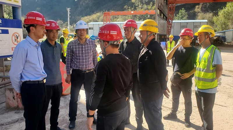 怒江州副州长施青团调研云兰高速、鹤剑兰高速项目