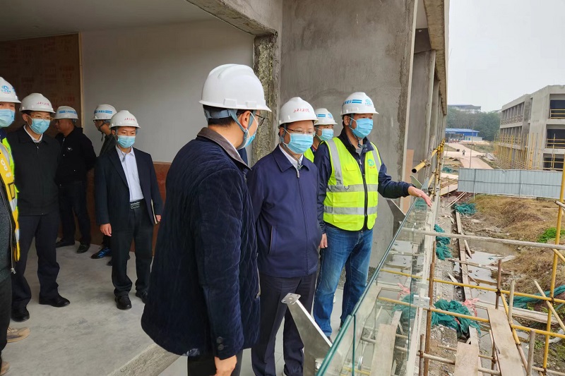 广安市委常委、组织部部长刘襄渝调研小平干部学院项目