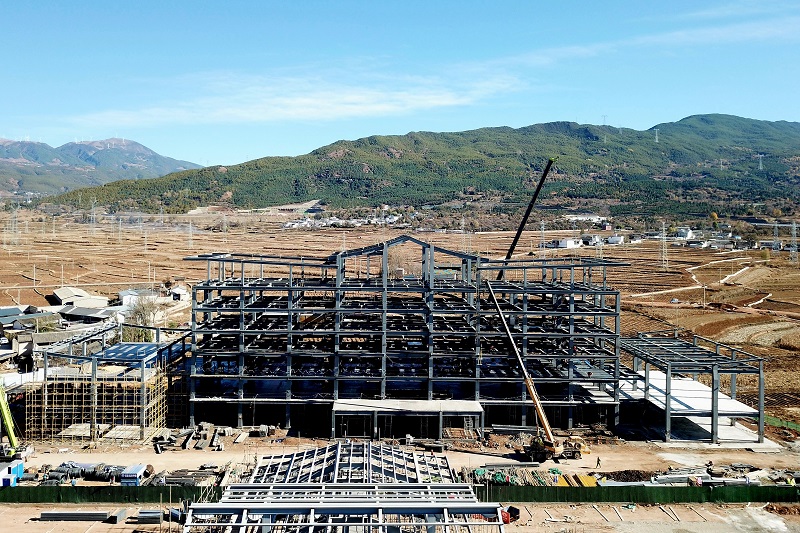 鹤剑兰世界杯足球比分剑川南监控中心综合楼项目钢结构主体安装完成