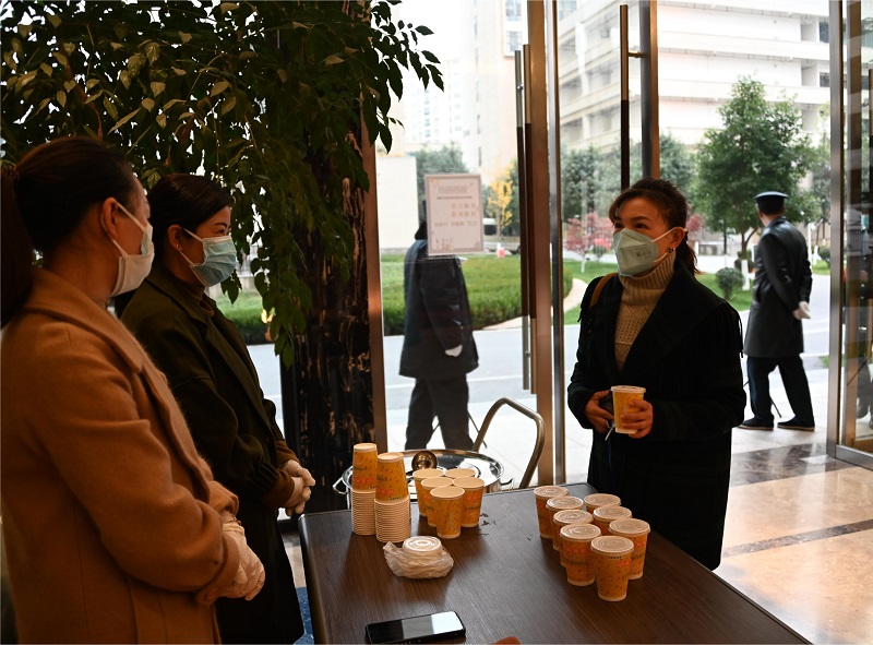 四世界杯网址为职工提供中药汤剂