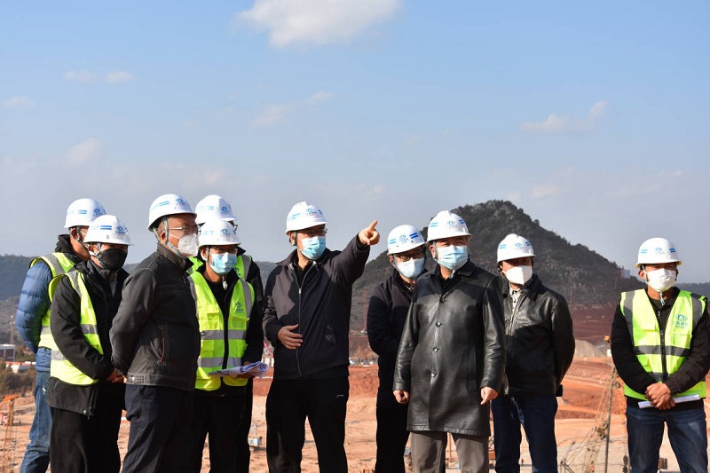 陈文双、杨国文调研云南绿色低碳示范产业园项目